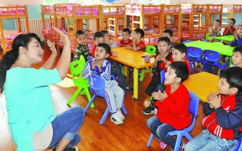 新疆：立德树人 打造高素质教师队伍