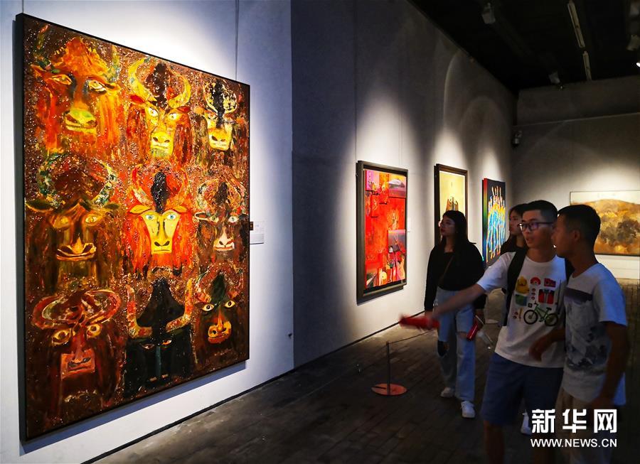 （文化）（1）全国美展综合材料绘画展在宁波举办