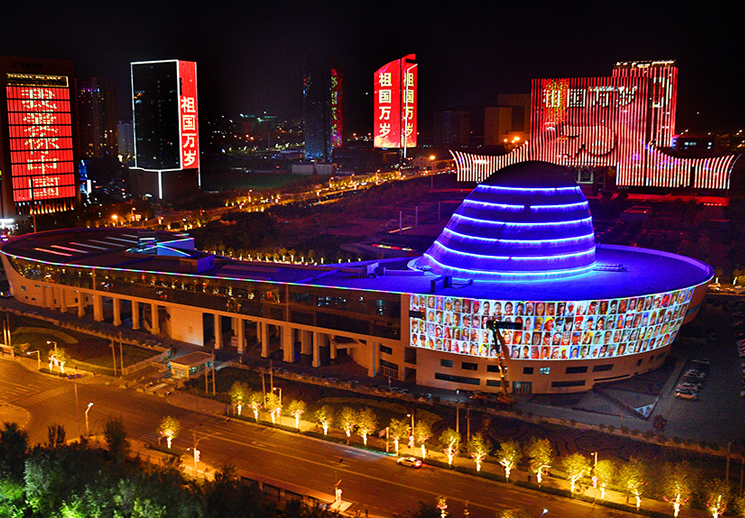 火树银花不夜天 乌鲁木齐如梦似幻