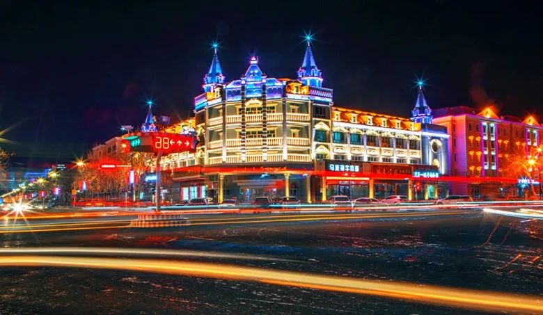 夜经济让"童话边城"布尔津越夜越繁华