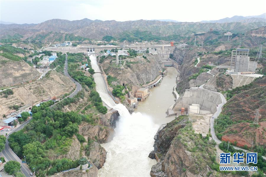 刘家峡水库加大泄洪流量