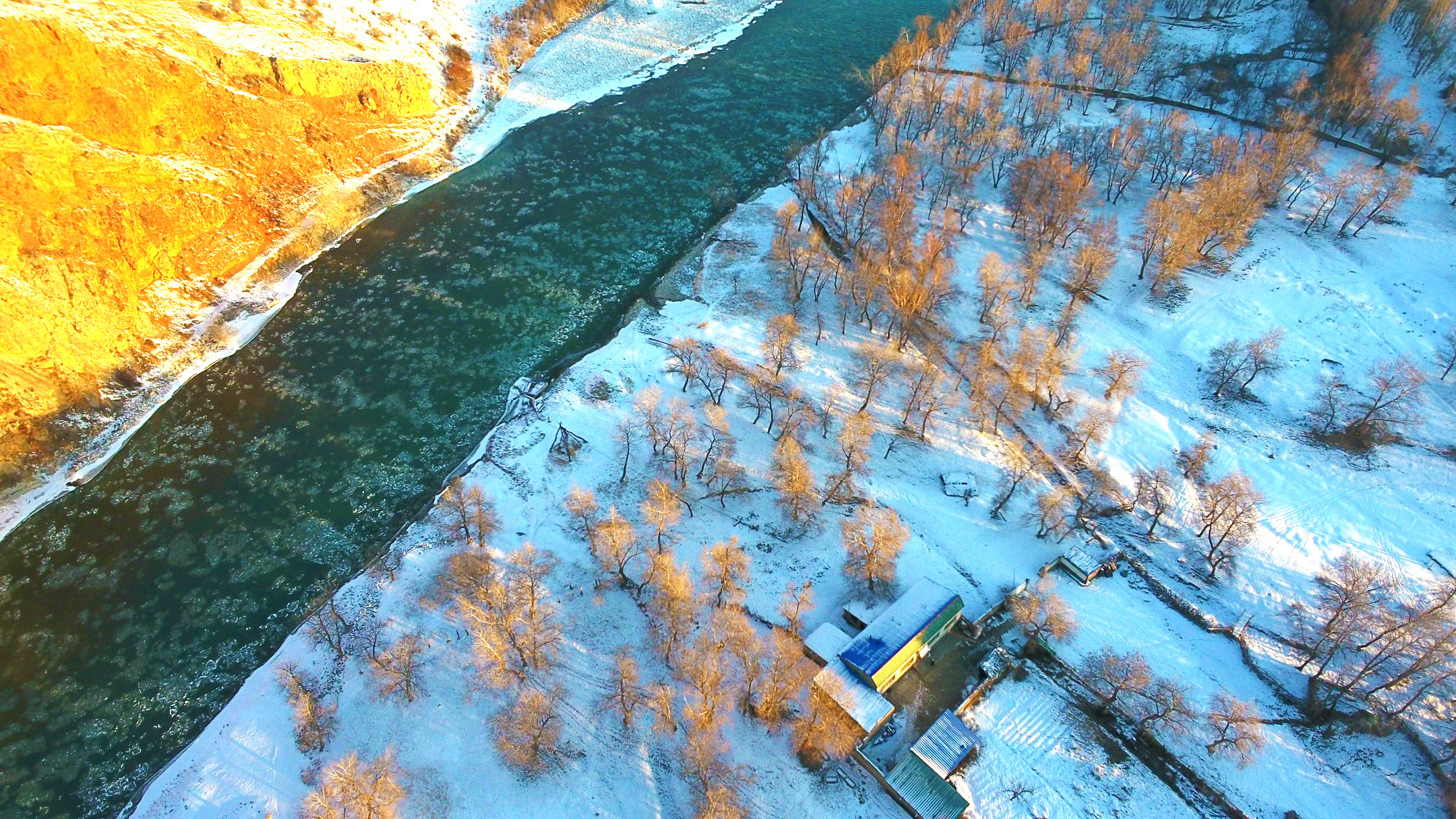 【旅游新发现】新疆特克斯是个圆城 追溯特克斯的历史文化|特克斯|新疆_新浪新闻